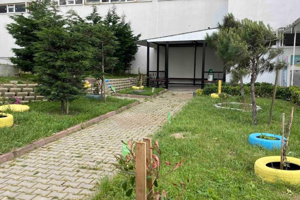 2+1 Luxury Flat , 5 Beds , Near Services Daire İstanbul