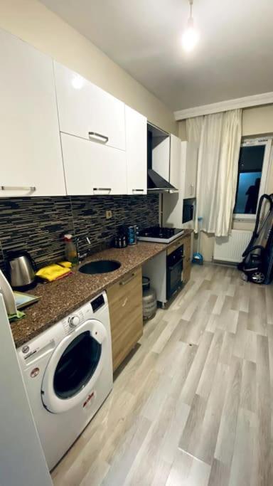 2+1 Luxury Flat , 5 Beds , Near Services