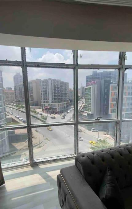 2+1 Luxury Flat , 5 Beds , Near Services * Istambul